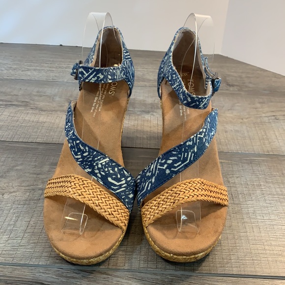 Toms espadrille and fabric wedges size 8 - Picture 2 of 8